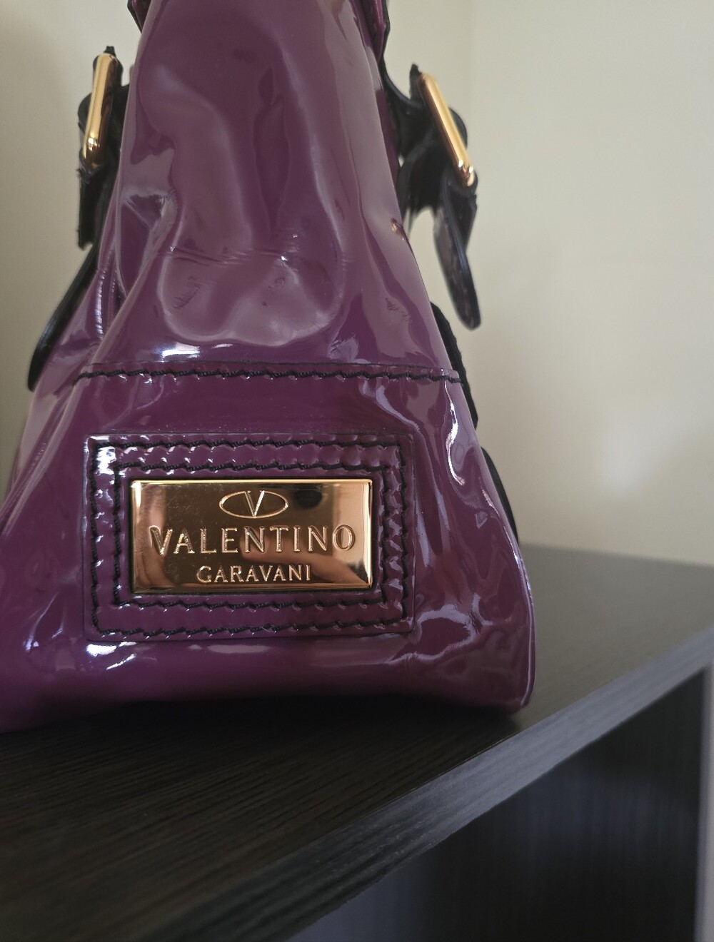 Valentino Garavani Histoire Braided Purple Patent Leather Handbag - Picture 4 of 15